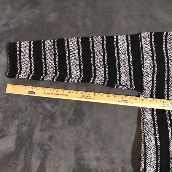 swtr030 - Black/White Baja Hoodie size Large - Picture 9 of 12